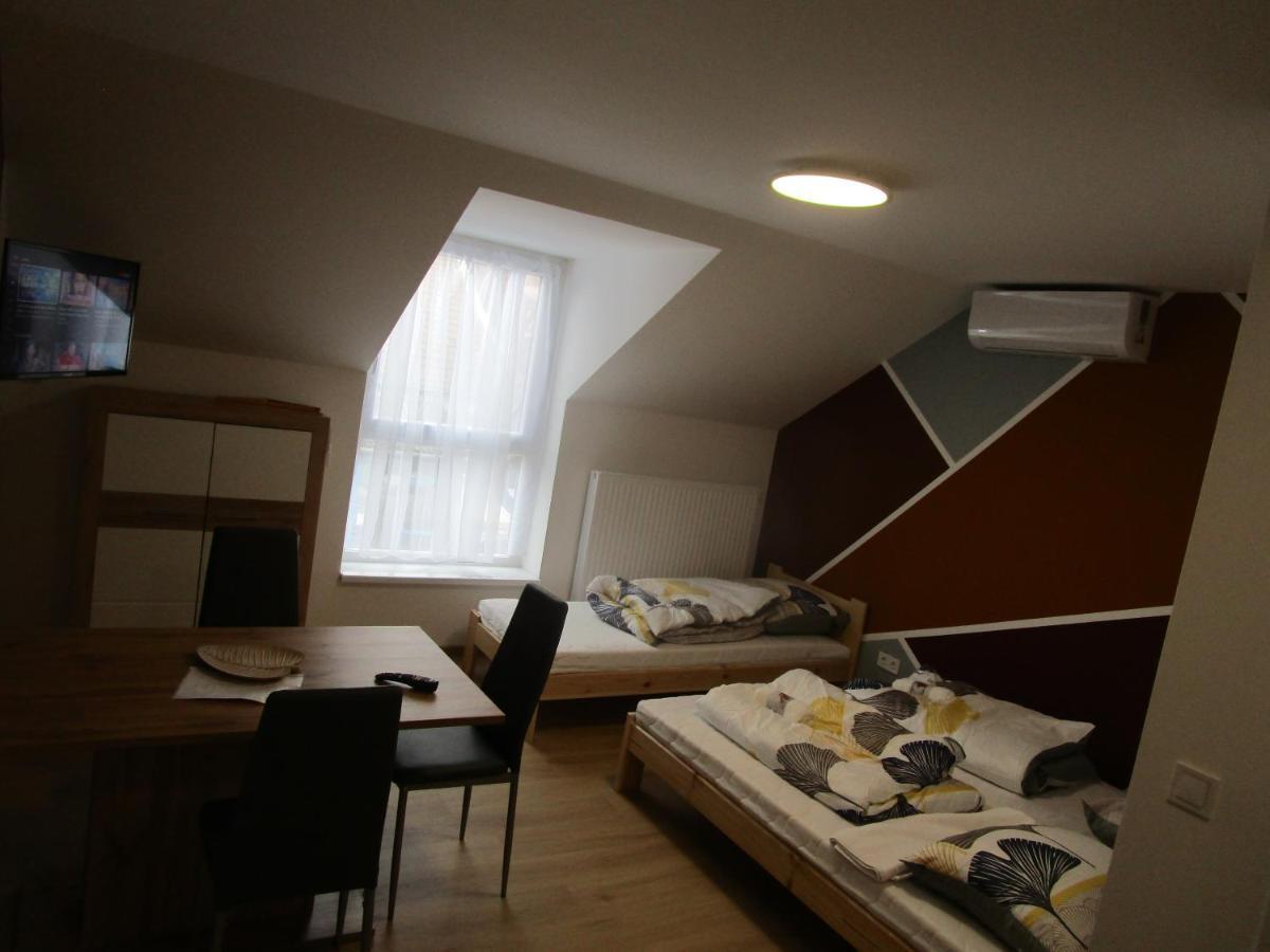 Veroland Maganszallashely Hódmezővásárhely Esterno foto