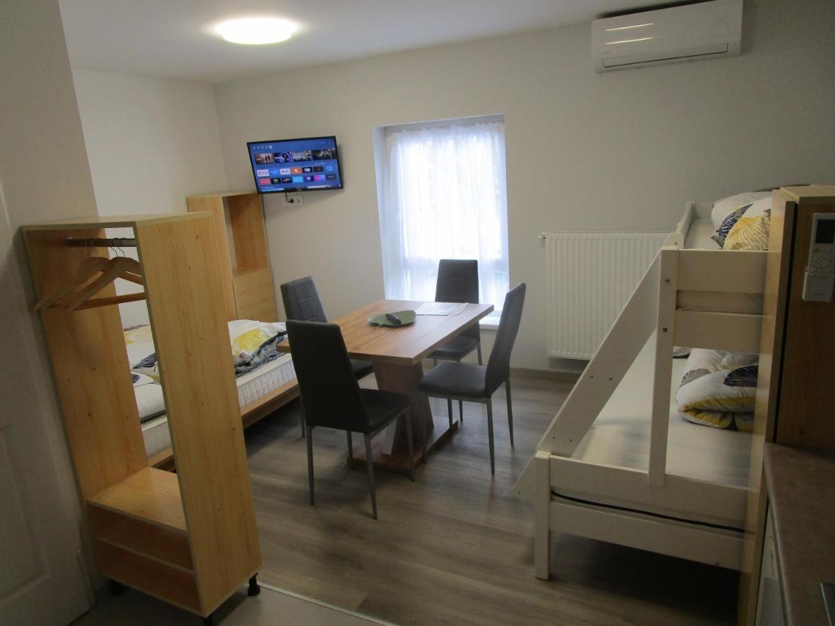 Veroland Maganszallashely Hódmezővásárhely Esterno foto